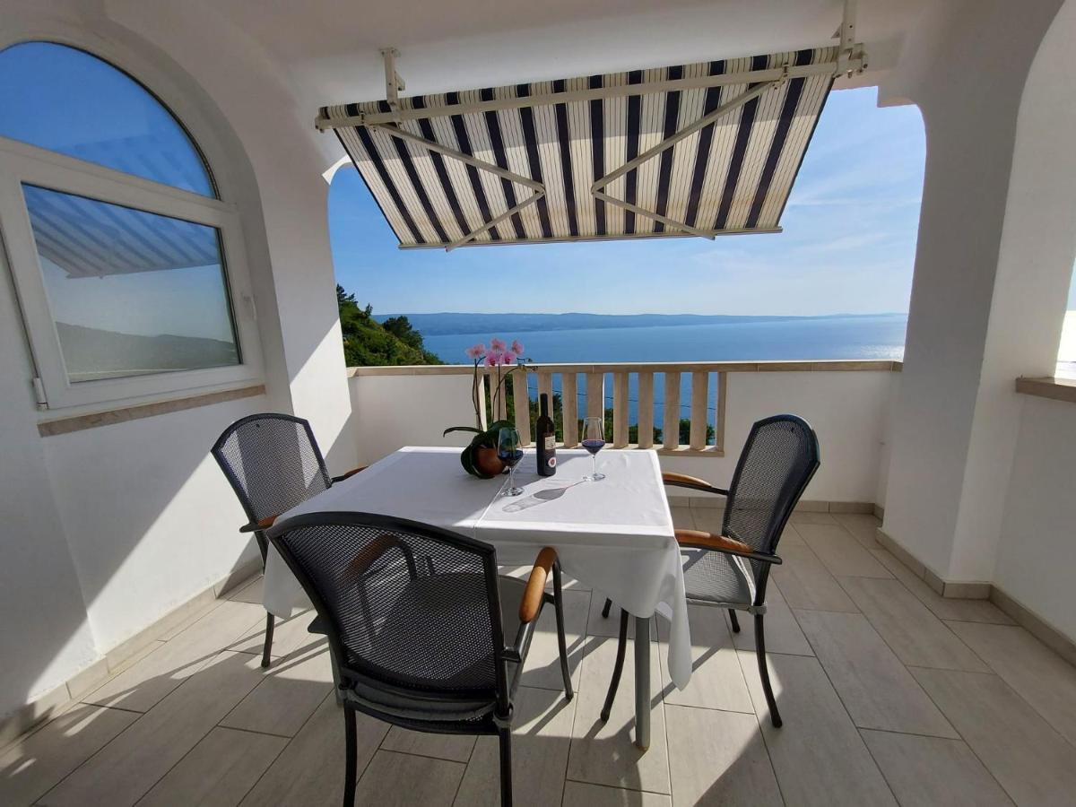 Apartmani Cvita Omiš Exterior foto