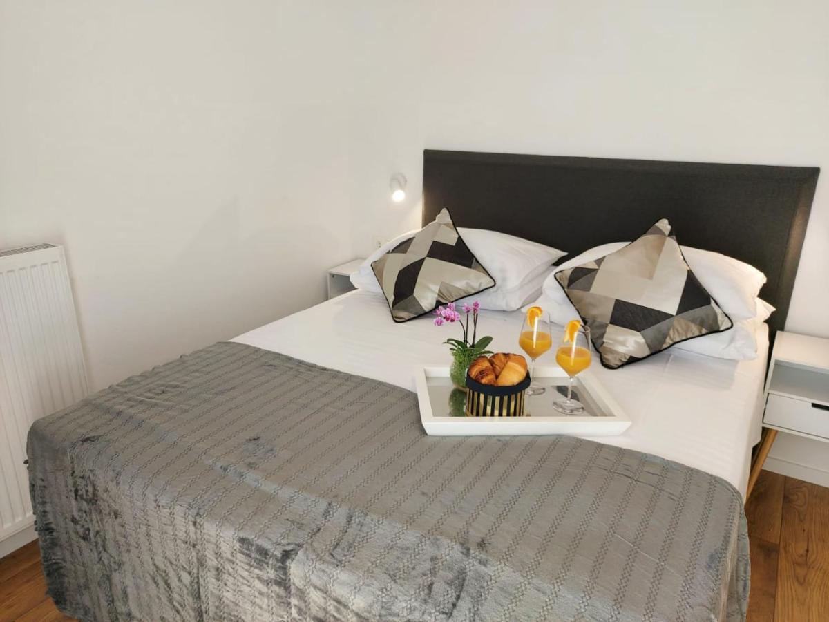 Apartmani Cvita Omiš Exterior foto