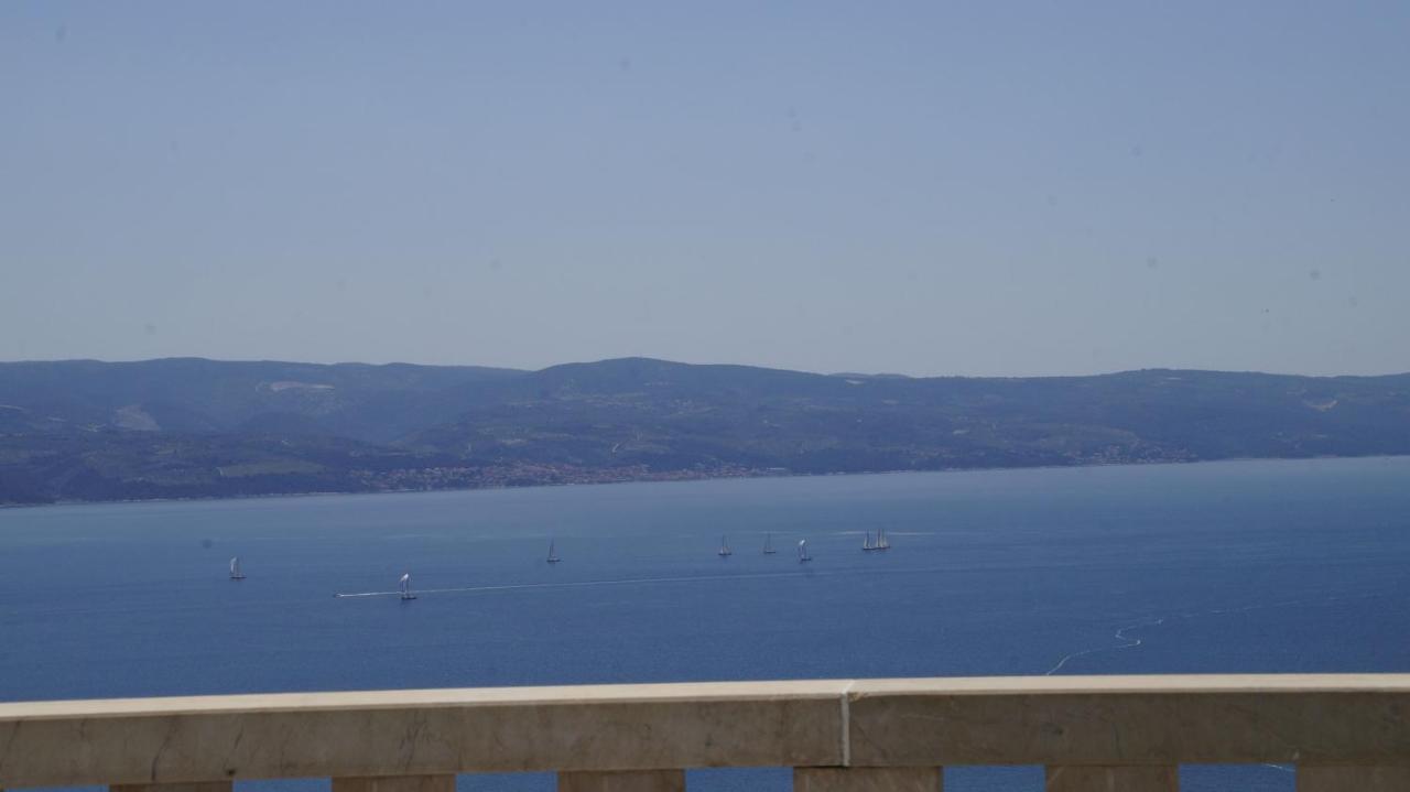 Apartmani Cvita Omiš Exterior foto