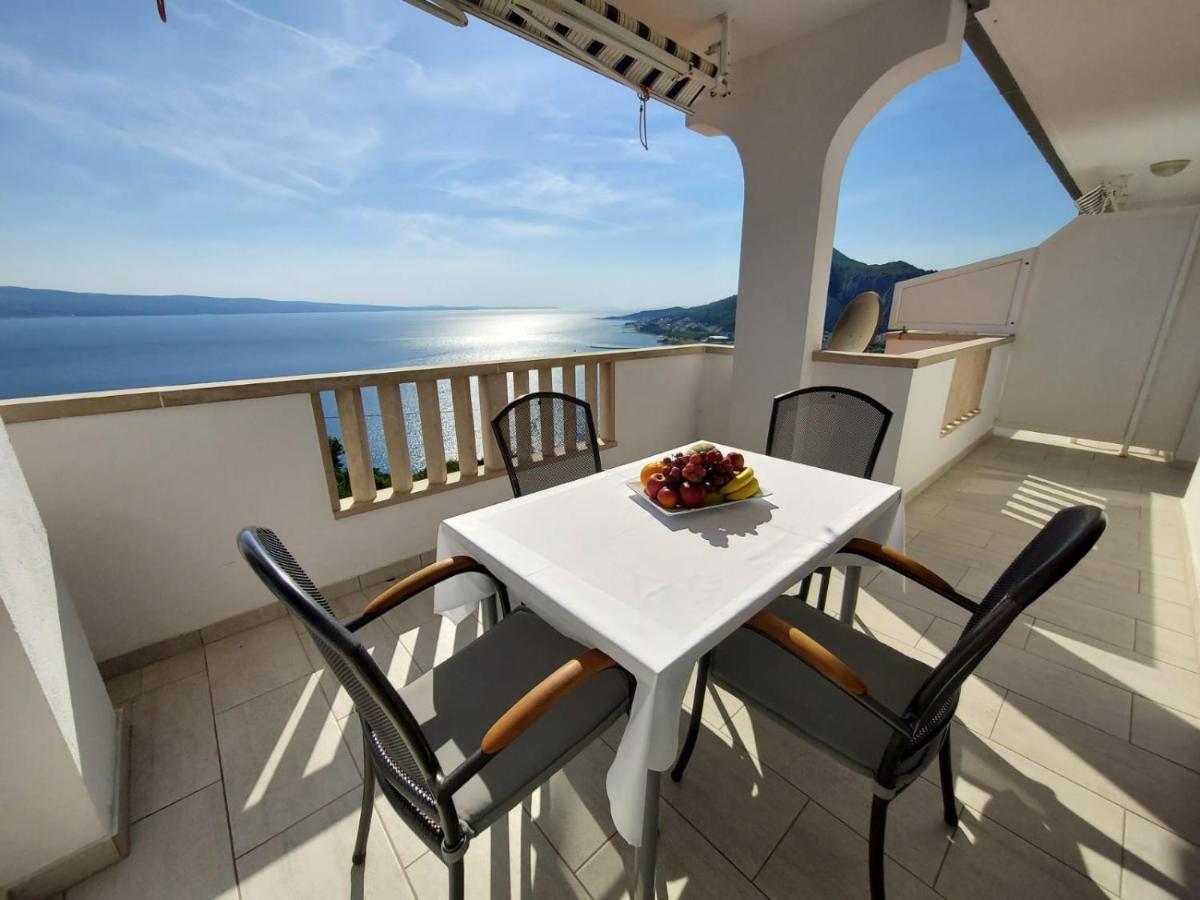 Apartmani Cvita Omiš Exterior foto