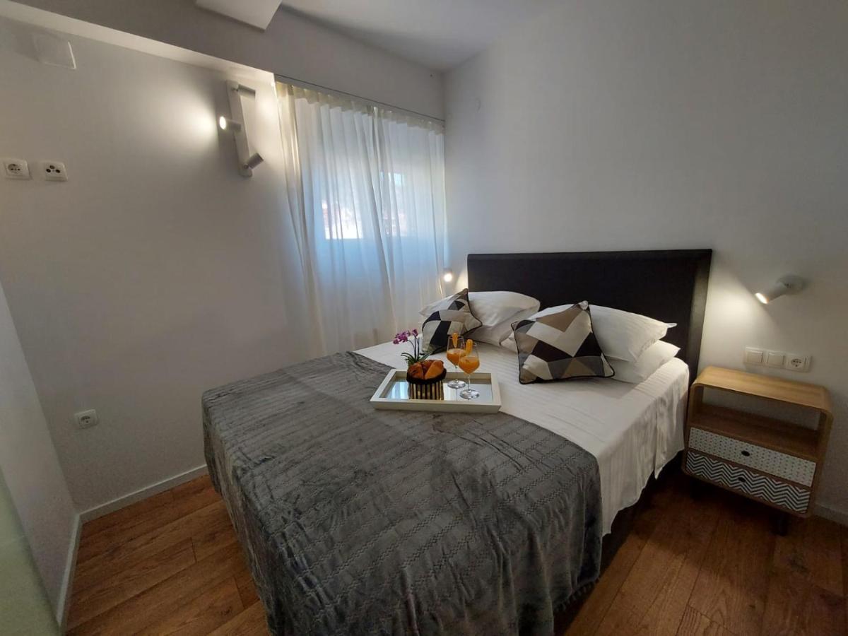 Apartmani Cvita Omiš Exterior foto