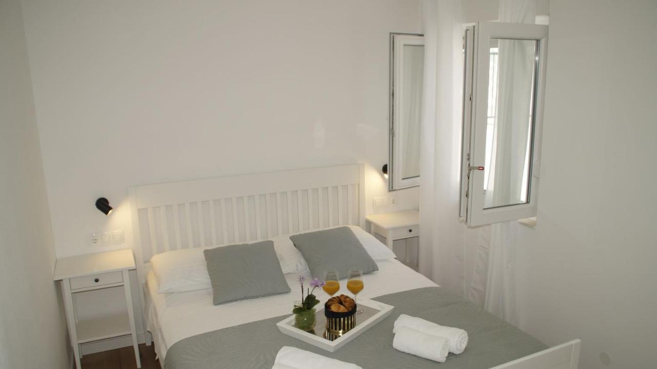Apartmani Cvita Omiš Exterior foto