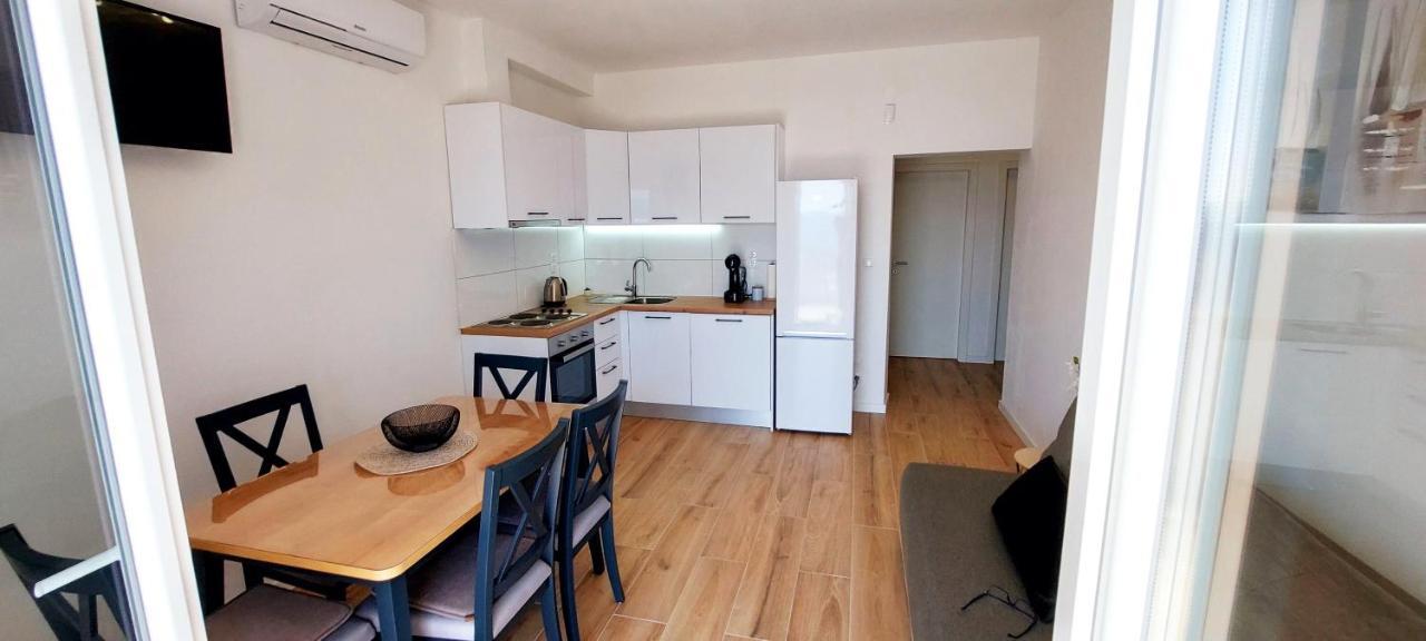 Apartmani Cvita Omiš Exterior foto